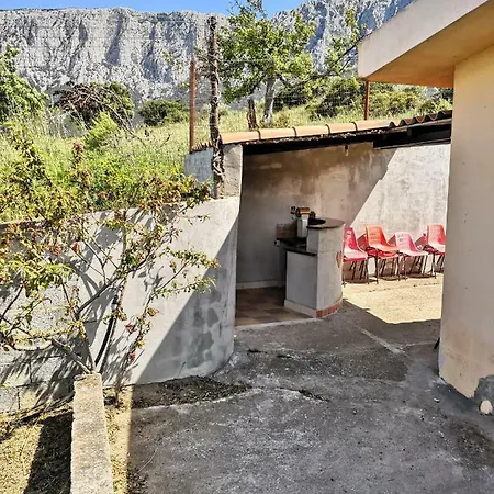 Mariposa Villa