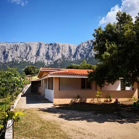 Villa Mariposa Oliena
