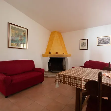 Mariposa Villa *