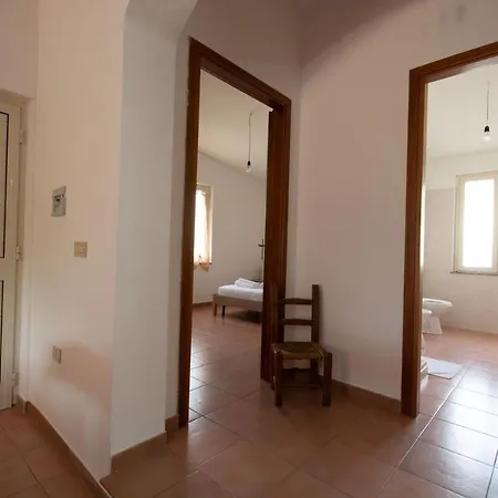 Mariposa Villa Oliena